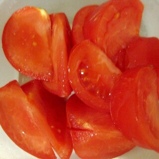 トマトのハニージンジャーサラダ